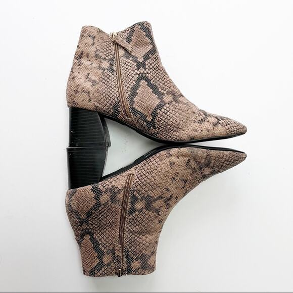 TOPSHOP Babe Snake Print Block Heel Ankle Boot - Picture 4 of 5